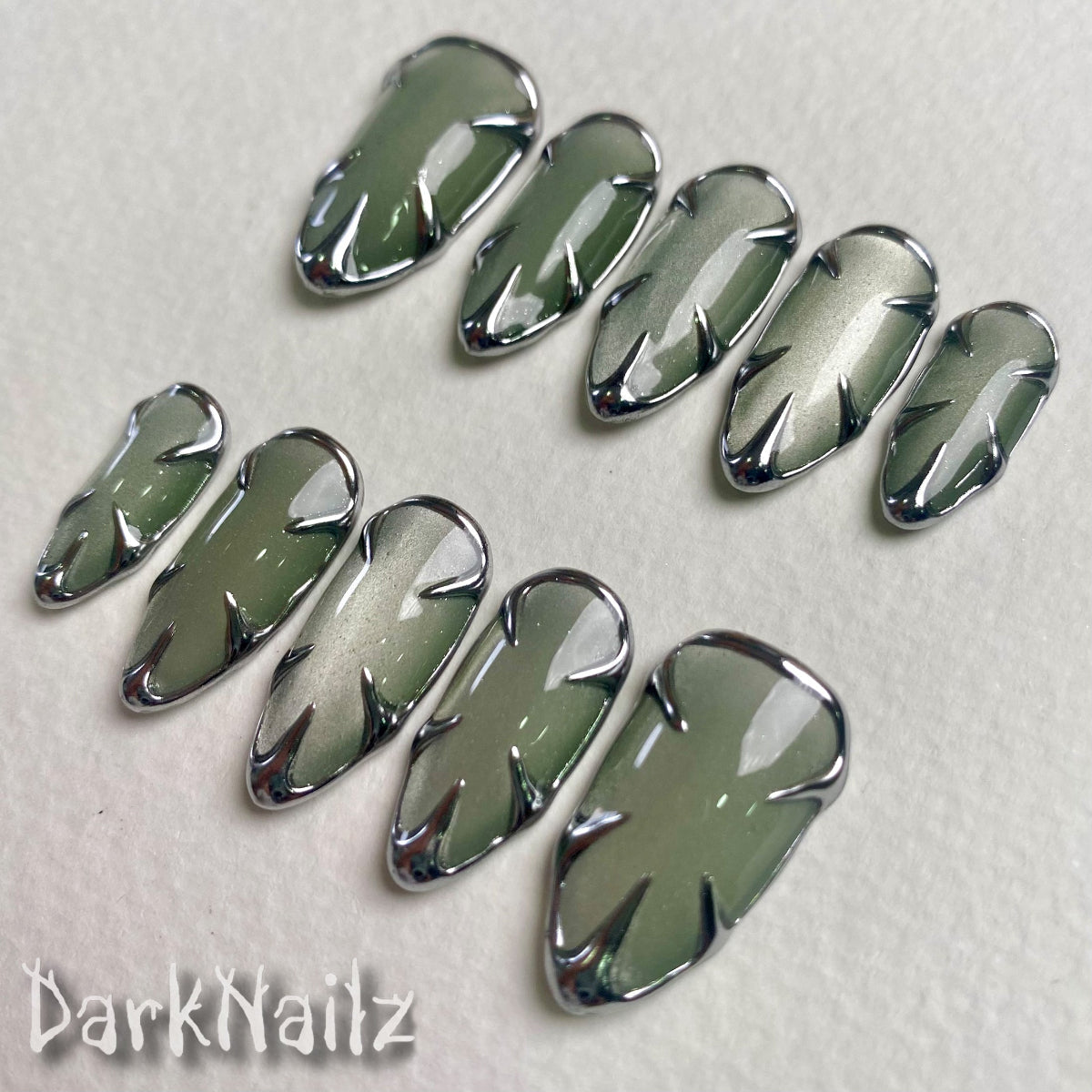 Light Green Cat Eye Press-On Nails, Chrome Armor Gothic Fake Nails in Pale Metallic